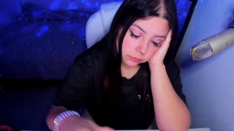 Raven online show from 01/25/25, 04:45