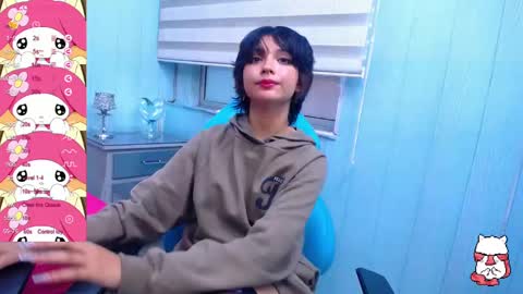 Snapshot of ravenn_20 chatting on 01/21/25, 05:30 RavenN online show from 01/21/25, 05:30