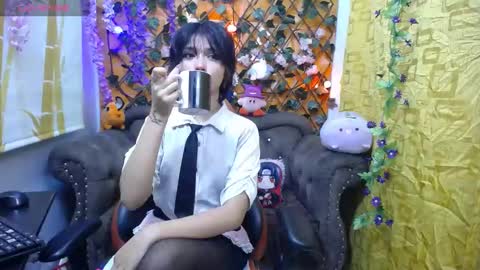 Snapshot of ravenn_20 chatting on 01/29/25, 11:30 RavenN online show from 01/29/25, 11:30