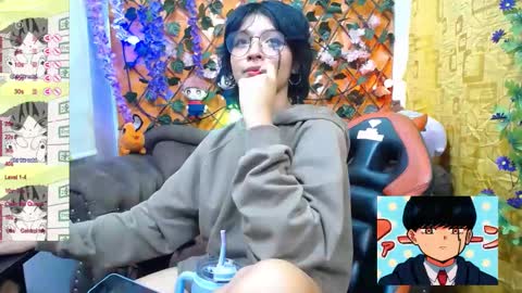 Snapshot of ravenn_20 chatting on 02/01/25, 05:26 RavenN online show from 02/01/25, 05:26