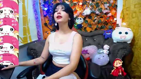 Snapshot of ravenn_20 chatting on 02/26/25, 11:30 RavenN online show from 02/26/25, 11:30