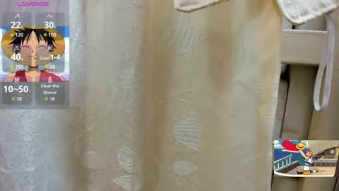 Snapshot of ravenn_20 chatting on 10/08/25, 11:19 RavenN online show from 10/08/25, 11:19