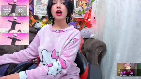 Snapshot of ravenn_20 chatting on 11/04/25, 11:42 RavenN online show from 11/04/25, 11:42