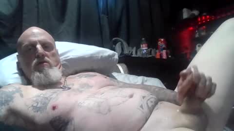 ravens18816981 online show from 09/28/25, 09:42