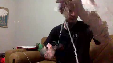 Snapshot of ravenxbeastie chatting on 02/04/25, 09:17 ravenxbeastie online show from 02/04/25, 09:17