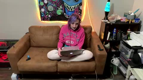 Snapshot of ravenxbeastie chatting on 02/12/25, 09:42 ravenxbeastie online show from 02/12/25, 09:42