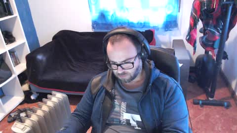 ravingr3d3 online show from 02/07/25, 03:08