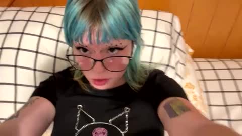 Snapshot of ravyn_xoxo chatting on 09/08/25, 06:40 Ravynn 3 online show from 09/08/25, 06:40