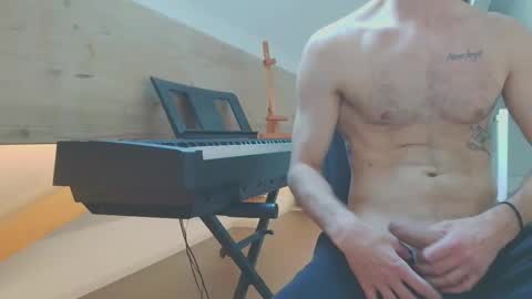 rawfrench online show from 12/05/25, 01:42