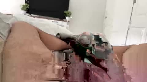 Snapshot of raws33x chatting on 02/15/26, 04:47 raws33x online show from 02/15/26, 04:47