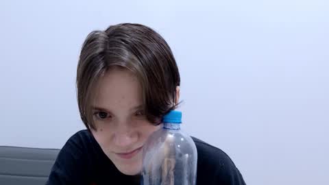 Ray-Ray online show from 03/08/26, 02:04