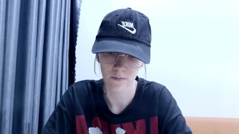 Ray-Ray online show from 04/01/26, 01:52