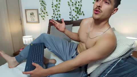 Ray online show from 11/28/25, 01:52