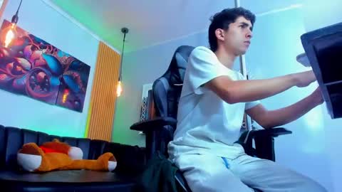 rayan_black online show from 12/25/24, 07:02