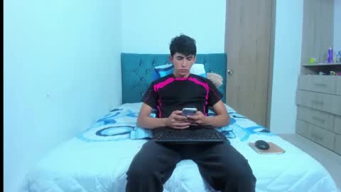 rayan_black online show from 01/02/25, 02:24
