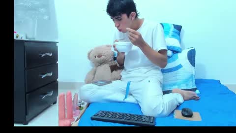 rayan_black online show from 01/07/25, 01:17