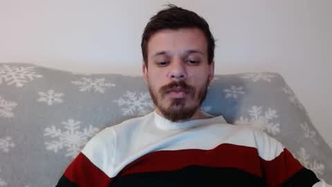 Snapshot of rayann27 chatting on 01/06/26, 10:12 rayan online show from 01/06/26, 10:12