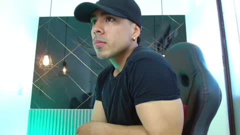 rayanroy1 online show from 06/10/26, 07:02