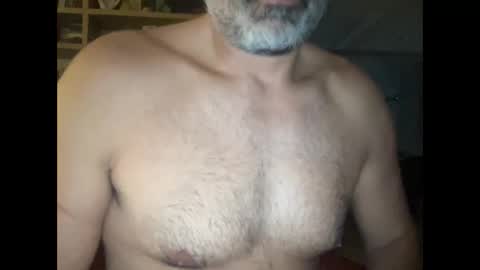 rayanzan1 online show from 03/09/25, 11:46