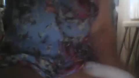 Snapshot of rayday_ chatting on 09/29/25, 07:02 rayday_ online show from 09/29/25, 07:02