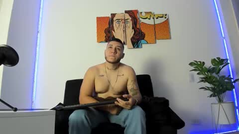 Snapshot of rayder_tg chatting on 01/13/26, 02:11 rayder_tg online show from 01/13/26, 02:11