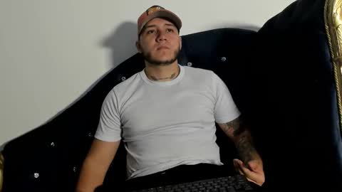 Snapshot of rayder_tg chatting on 01/14/26, 02:23 rayder_tg online show from 01/14/26, 02:23