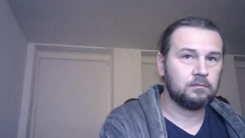 Snapshot of rayhaarlem chatting on 10/28/25, 12:03 rayhaarlem online show from 10/28/25, 12:03