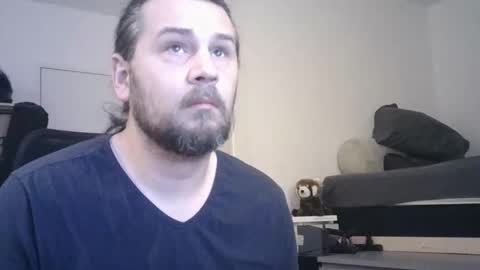 Snapshot of rayhaarlem chatting on 12/22/25, 10:18 rayhaarlem online show from 12/22/25, 10:18