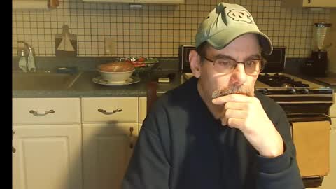 Ray online show from 12/22/24, 10:17