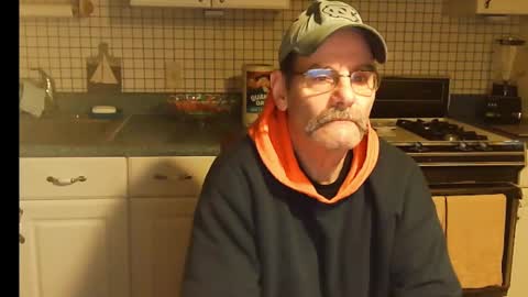 Ray online show from 12/25/24, 08:40