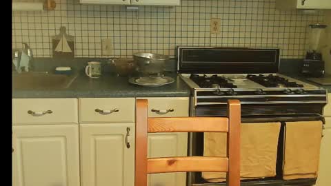 Ray online show from 12/28/24, 01:59