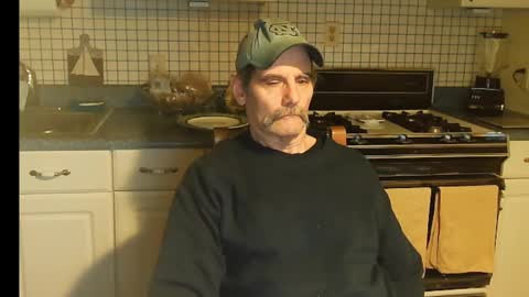 Ray online show from 02/10/25, 09:04