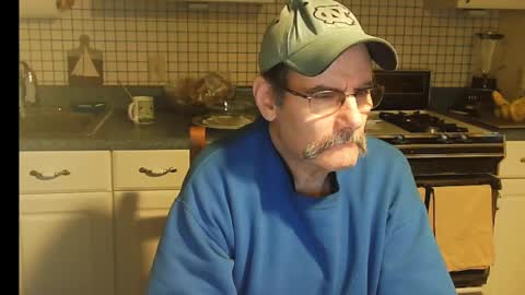 Ray online show from 02/12/25, 10:24