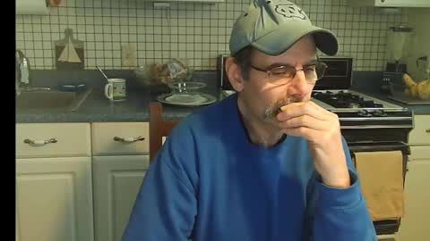 Ray online show from 02/12/25, 01:37