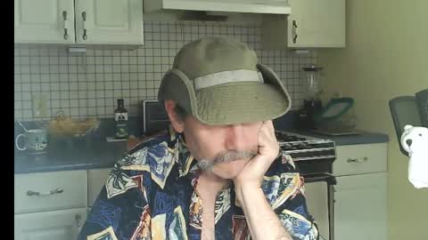 Ray online show from 03/04/26, 08:15