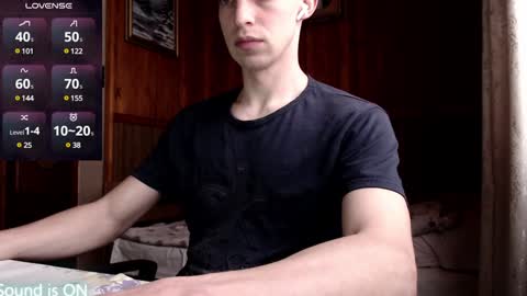 Snapshot of raylonn chatting on 02/01/25, 08:50 Ray online show from 02/01/25, 08:50