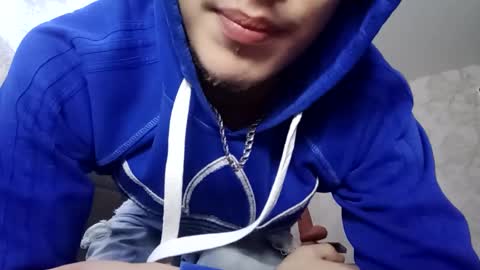 Snapshot of raymartino chatting on 02/15/25, 08:22 RayMartino online show from 02/15/25, 08:22