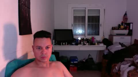 Snapshot of rayolex chatting on 10/19/25, 08:09 rayolex online show from 10/19/25, 08:09