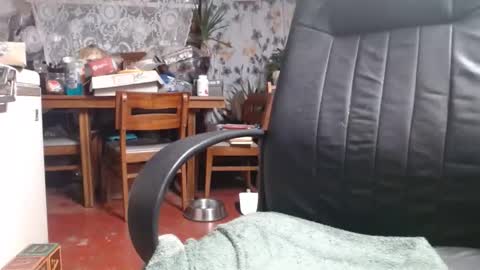 Ray online show from 01/04/25, 11:00