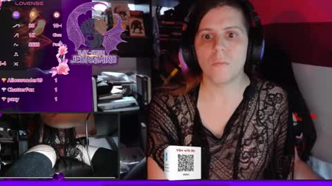 Snapshot of raysuon chatting on 12/20/24, 02:16 Rae-Suon online show from 12/20/24, 02:16