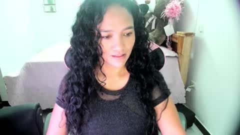 Danna online show from 10/12/25, 03:00