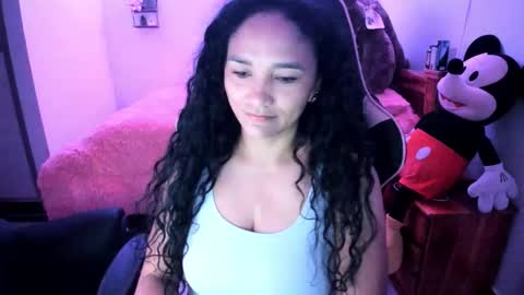 Danna online show from 03/25/26, 03:51