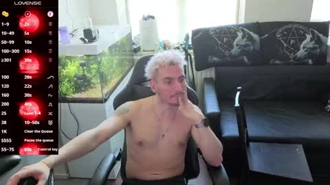 Rayzel online show from 04/14/26, 12:55