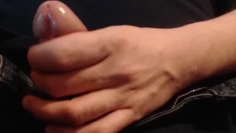 Snapshot of rb4711 chatting on 02/20/25, 07:12 rb4711 online show from 02/20/25, 07:12