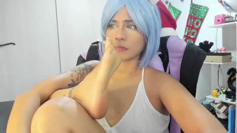 Snapshot of rea_winry chatting on 12/13/24, 04:54 Rea online show from 12/13/24, 04:54