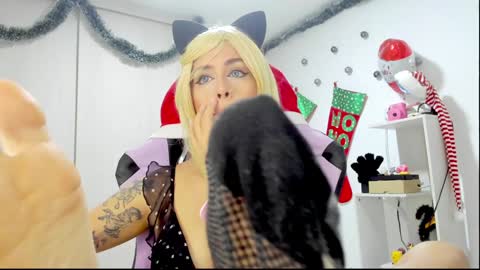 Snapshot of rea_winry chatting on 12/21/24, 04:09 Rea online show from 12/21/24, 04:09