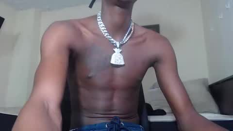 Snapshot of real1dk chatting on 02/05/25, 04:14 Sthith online show from 02/05/25, 04:14