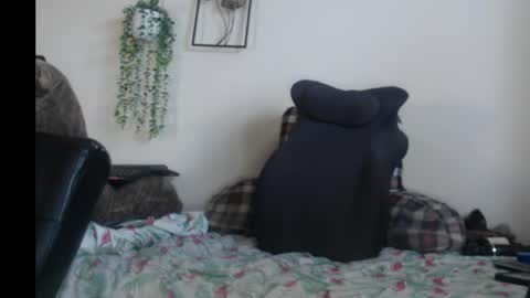 Fannie online show from 04/09/26, 05:18