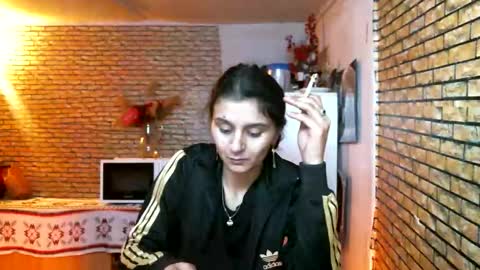 real_coupl3 online show from 02/11/26, 08:03