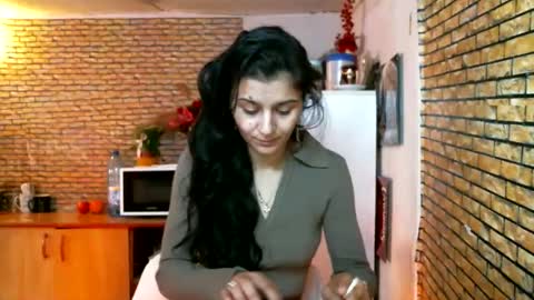 real_coupl3 online show from 02/21/26, 09:21